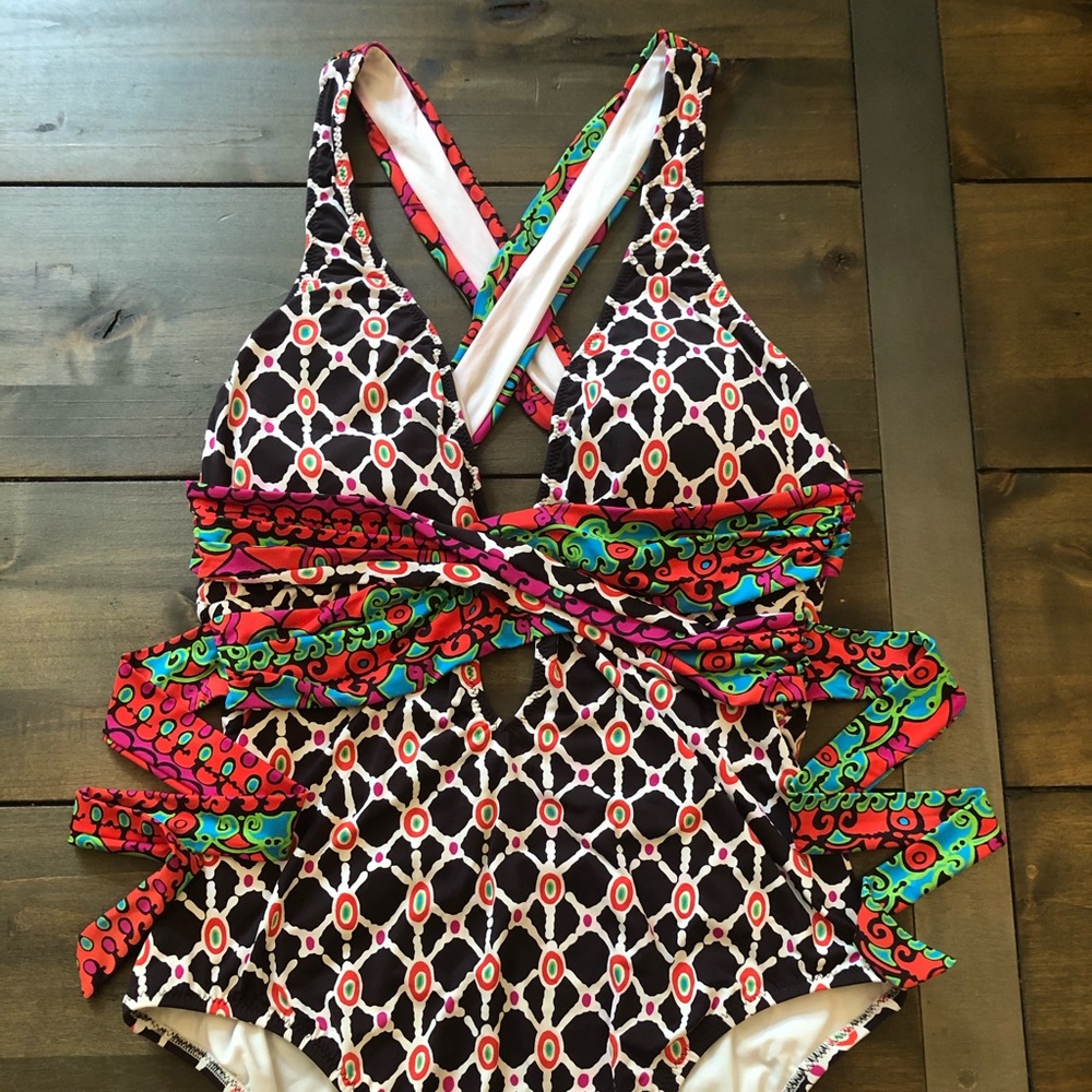 Trina Turk one piece swimsuit. Size 6.